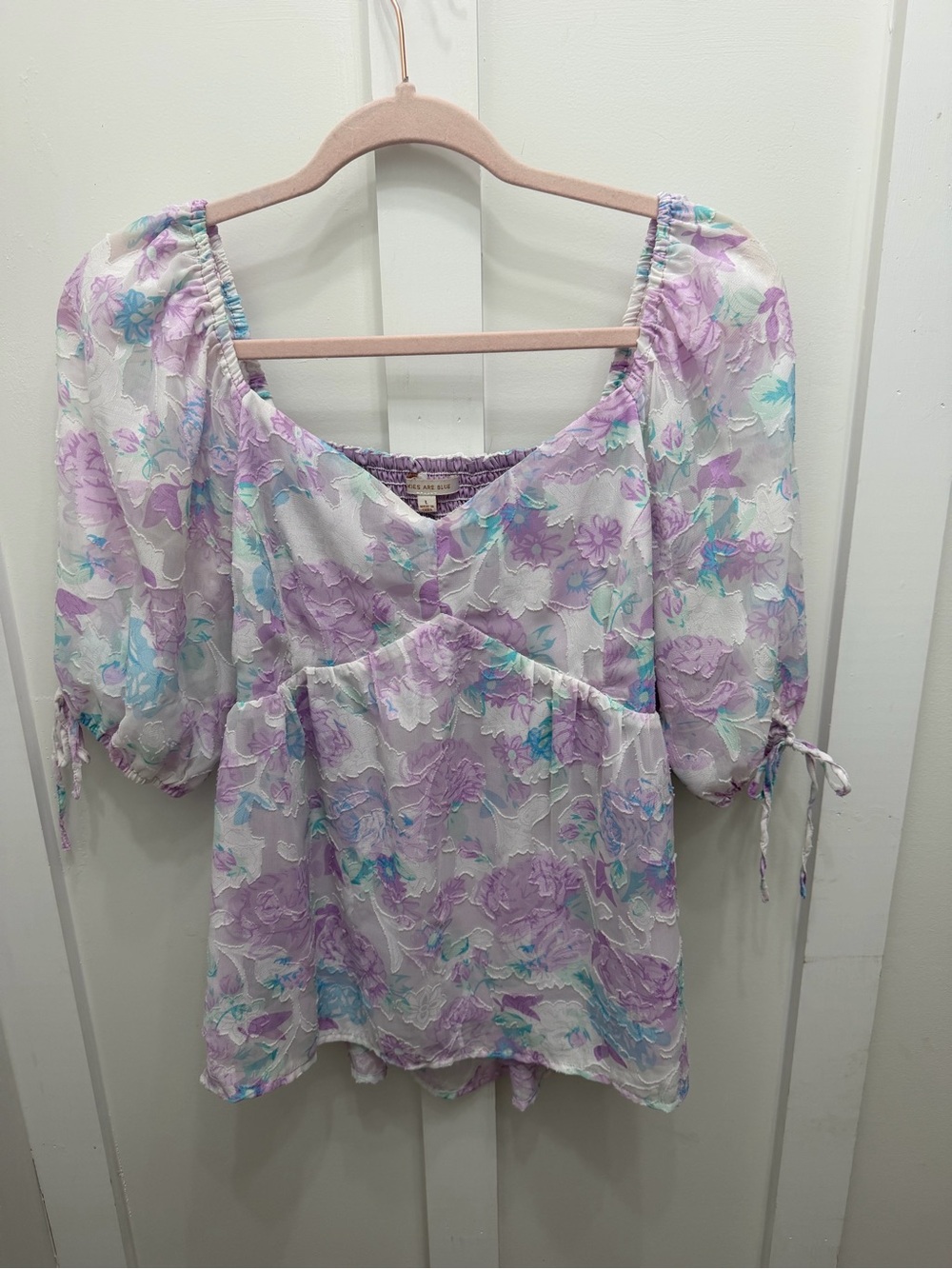 Skies Are Blue Lavender and Aqua Floral Puff-Sleeve Blouse